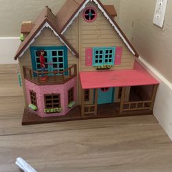 Doll House 