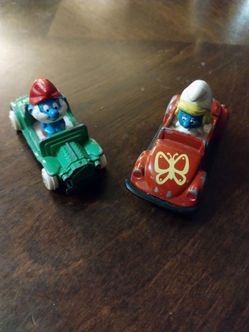 Vintage Smurf metal cars