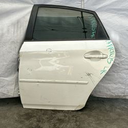 2013 Toyota Prius Left Rear Door 