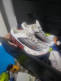 Air max plus lll size 9
