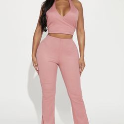 2 Piece Fashion Nova Set Peach Pant And Top Larga