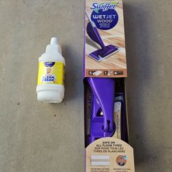 SWIFFER Spray Mop +free bottle- NEW