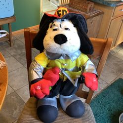 Kids of America Animated Sparky The Firefighter Dalmatian Animatronic.  Vintage 1999 piece. Looks great, sounds great. Super display piece for home or