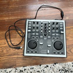 Numark Total Control DJ Mixer
