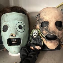 Slipknot Mask And Figure