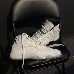 Jordan 11 Colombia/Legend Blue $150