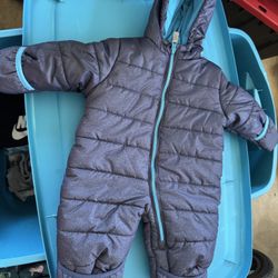 Tons Of Baby Boy Clothes 3-12m. 