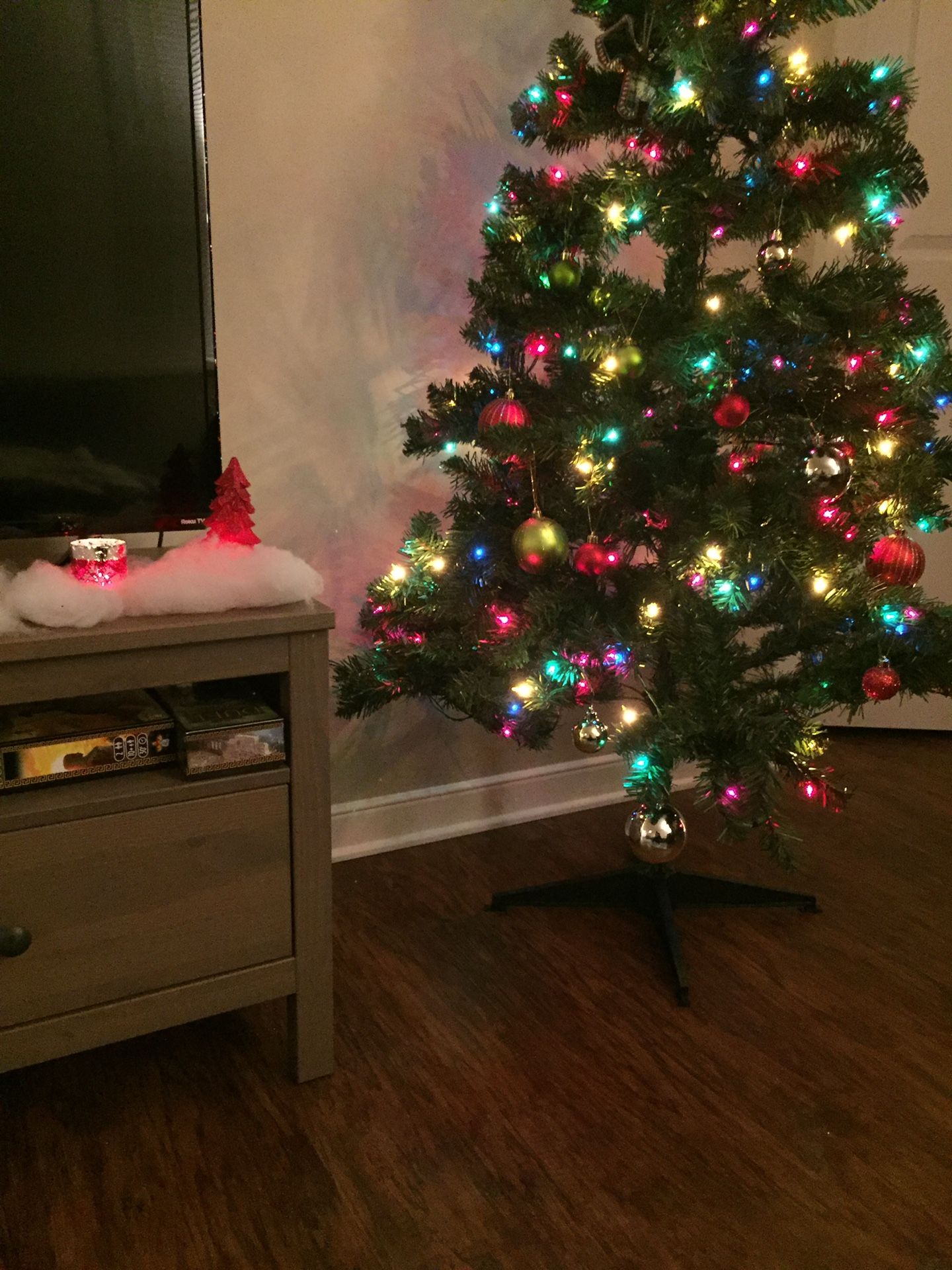 Christmas tree, wreath, ornaments, lights, and Christmas decor