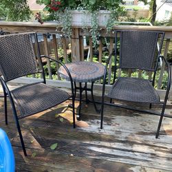 Two beautiful Wicker chairs With Nice Heavy Tile Top Side Table 