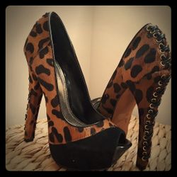 Womens shoes
