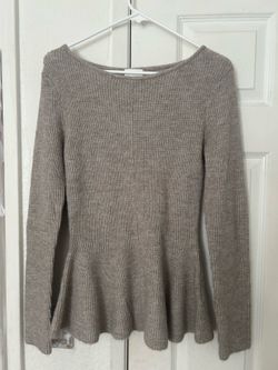 RIB-KNIT PEPLUM TOP