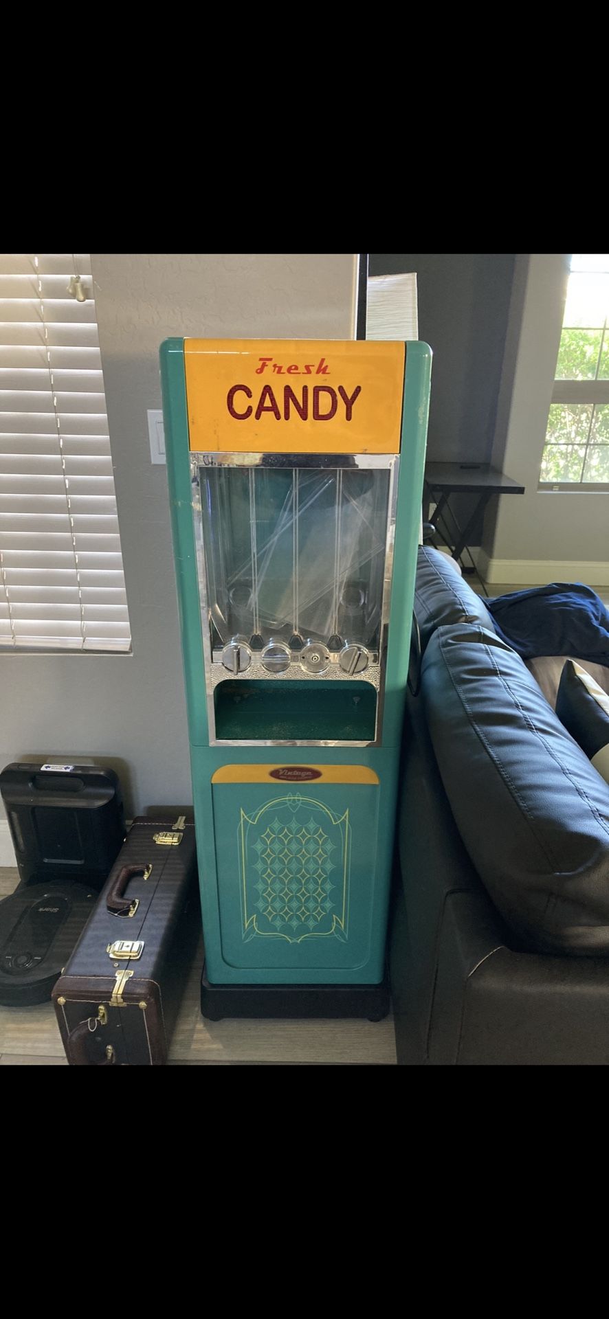 Sensio Candy Dispenser Electric