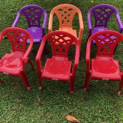 6 NEW KIDS PARTY CHAIRS
