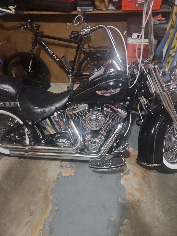 Motorcycle / harley davidson