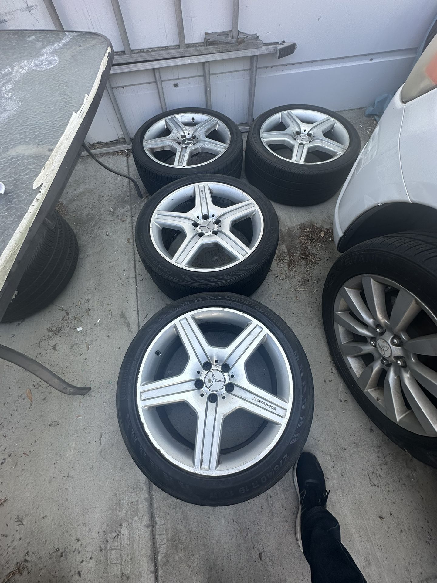 2009 Mercedes-Benz 19” Wheels