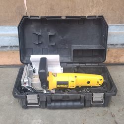 Dewalt Biscuit Joiner DW682K