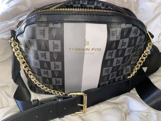 London Fog Mini Purse Decent Size