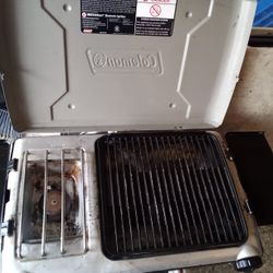 COLEMAN PROPANE GRILL/STOVE