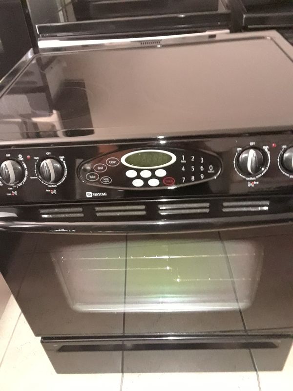 Maytag Black flat top Electric Stove for Sale in Glendale, AZ OfferUp