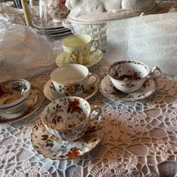 SET Z - Five antique and vintage cup and saucer sets