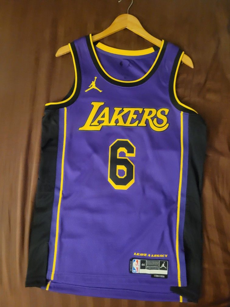 LeBron James Lakers Jersey