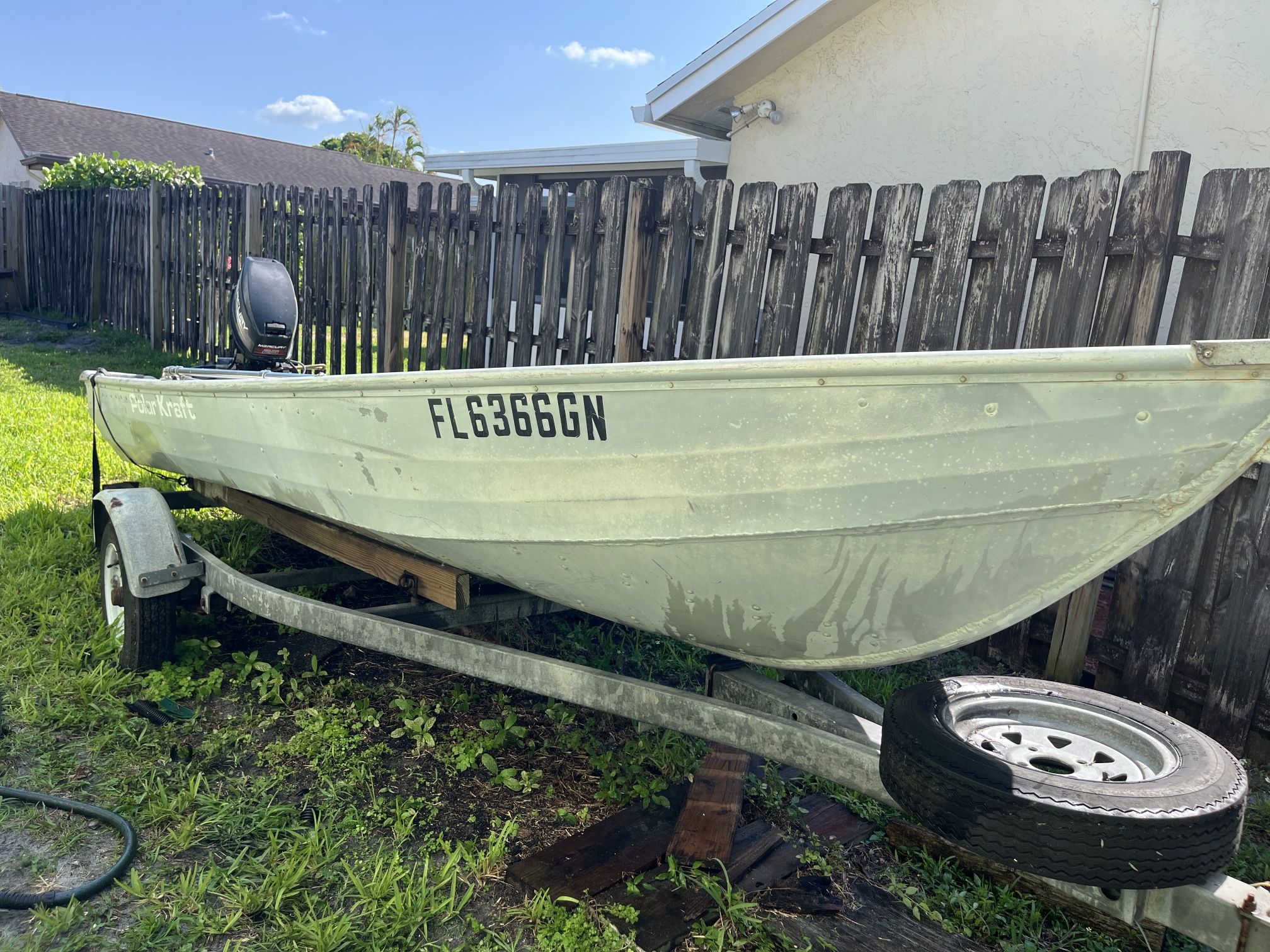 15’ Aluminum Boat