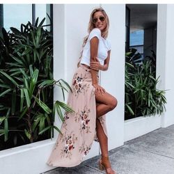 Womens Floral Boho Skirt Size Small New 