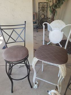 4 Bar Stools. Great For Back Porch.