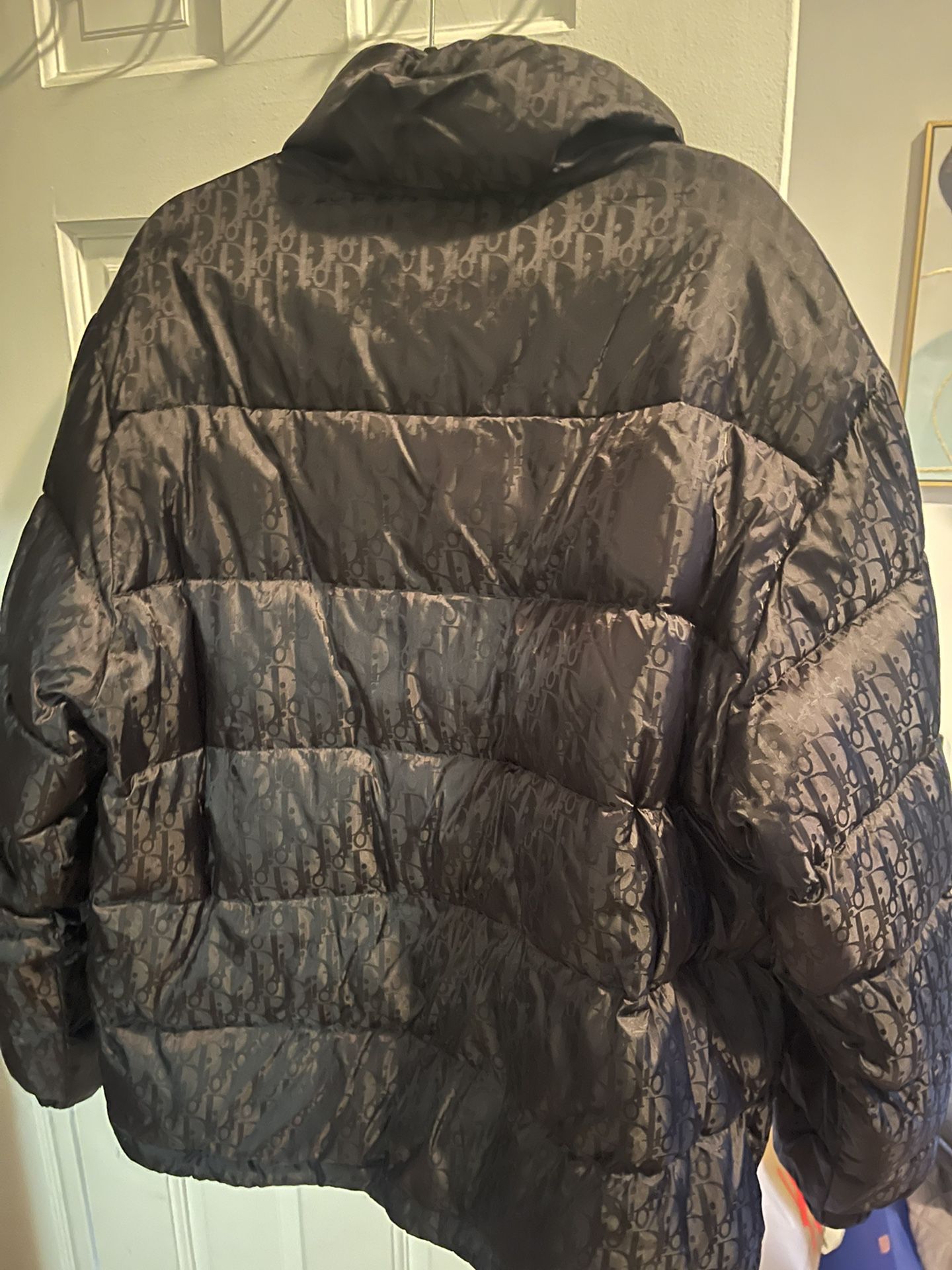 Dior Puffer Jacket for Sale in New York, NY - OfferUp