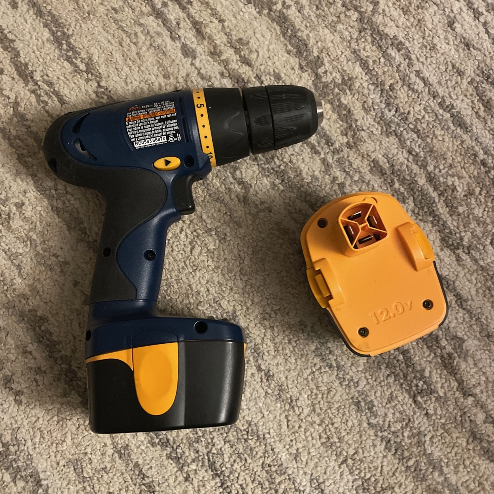 Ryobi 12v drill + spare battery
