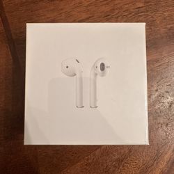 AirPods 2nd Generation *Sealed*