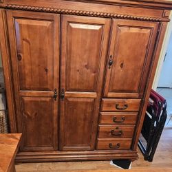 Wooden Desk With Locked Storage 