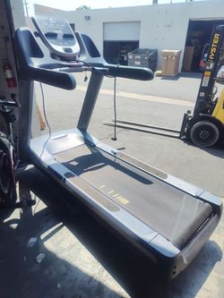 Precor 835 TRM Treadmill 