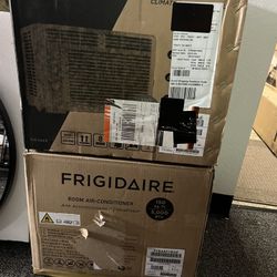 FRIGIDAIRE ROOM AIR-CONDITIONER Aire Acondicionado / Climatiseur 150 Sq. Ft. 5,000 BTU