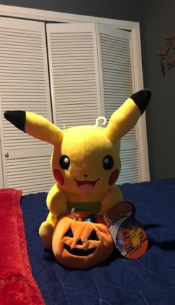 Brand new Pokémon Halloween Pikachu stuffed animal