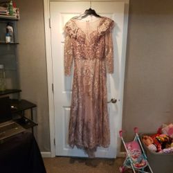 Wedding \ Prom \ Evening \ Party Dress Size 8 -10 Asking $100$ 