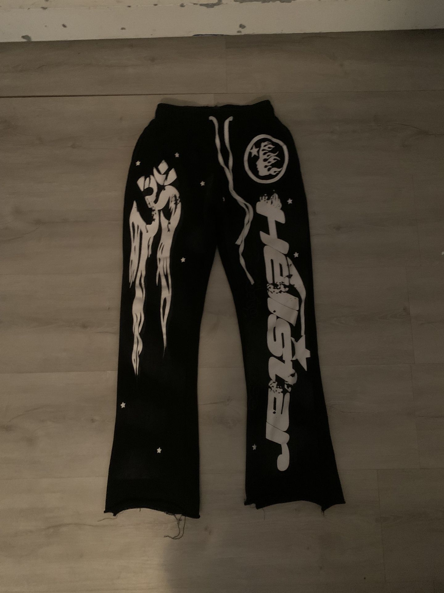Black Hellstar Sweats 
