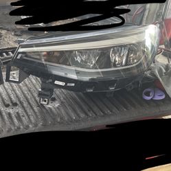 2021-2023 VOLKSWAGEN ID.4 LEFT SIDE LED HEADLIGHT OEM