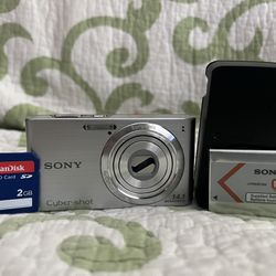 Camera Sony Cyber-shot DSC-W610 14.1MP Digital Camera