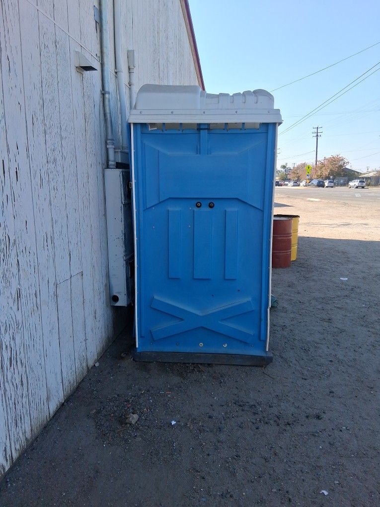 Porter Potey BATHROOM UNIT