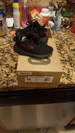 Infant Yeezys size 6 k