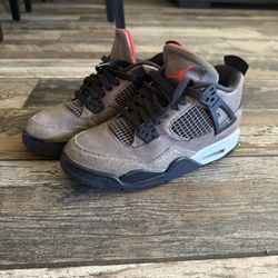 Jordan 4’s