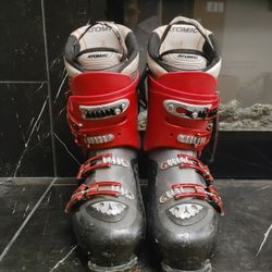 Atomic B-Tech Series 80 Ski Boots – Mondo 29.5–30 (MSRP: $299)