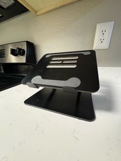 Adjustable Laptop Stand