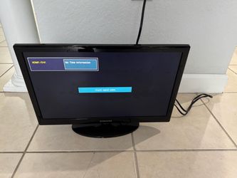 TV Samsung 18” no smart TV no control . You can used a fire stick