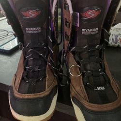 Snowboard Boots