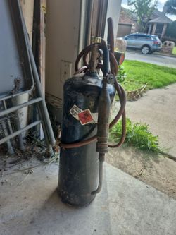 Acetylene torch set up