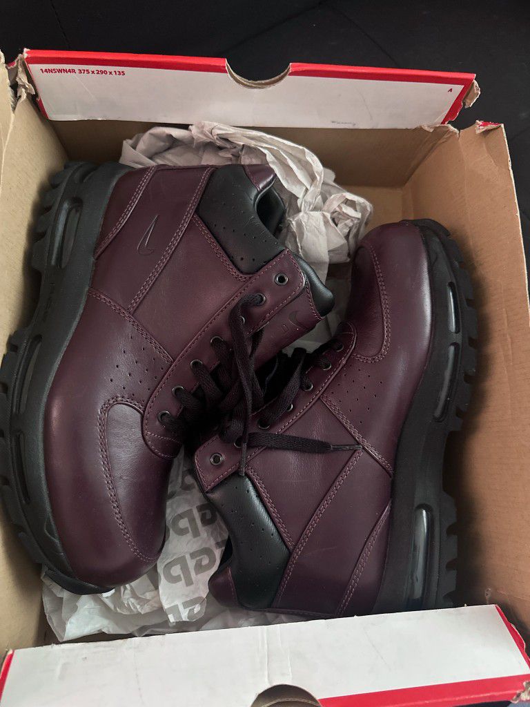 Cranberry Nike Boots.