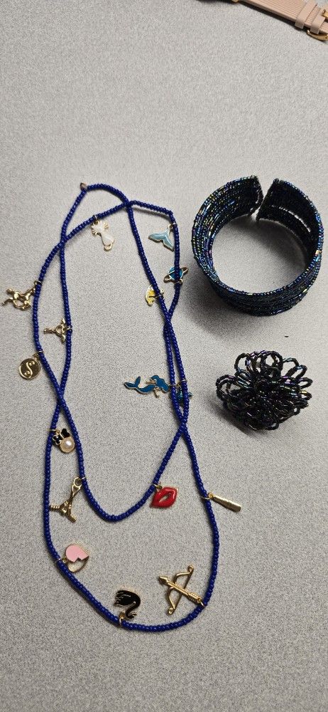 Beaded Jewelry Set – Brooch, Bracelet & Charm Necklace