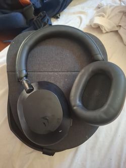 Sony WH-1000XM5
